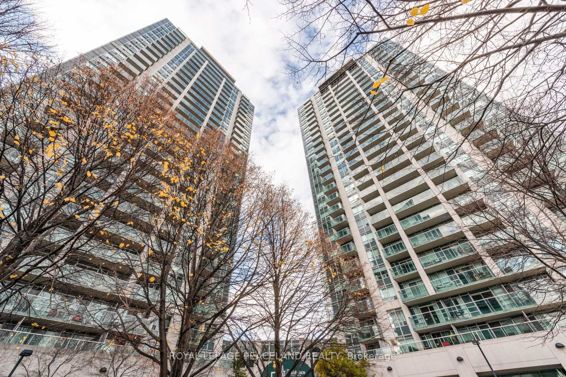 Property Photo: 16 Harrison Garden Boulevard 503 ON M2N 7J6