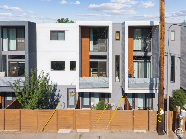 Property Photo: 15 E Kensington Ave T UT 84115