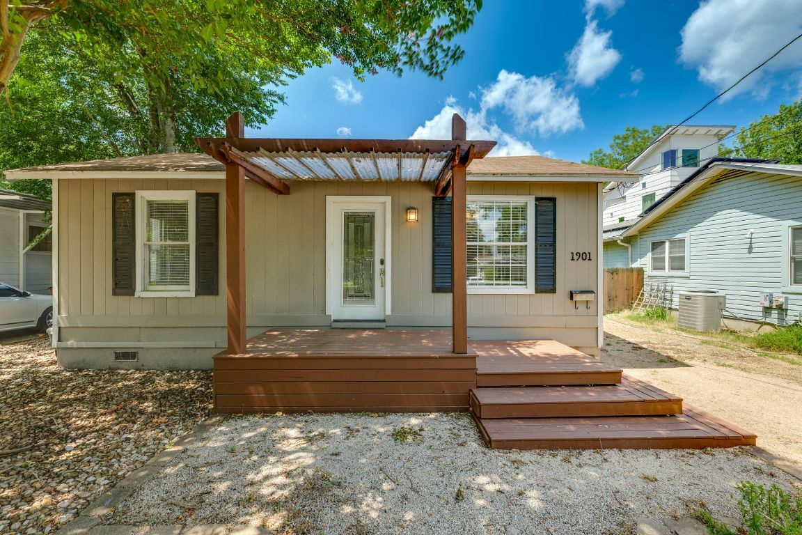 Property Photo: 1901 Madison Avenue TX 78757