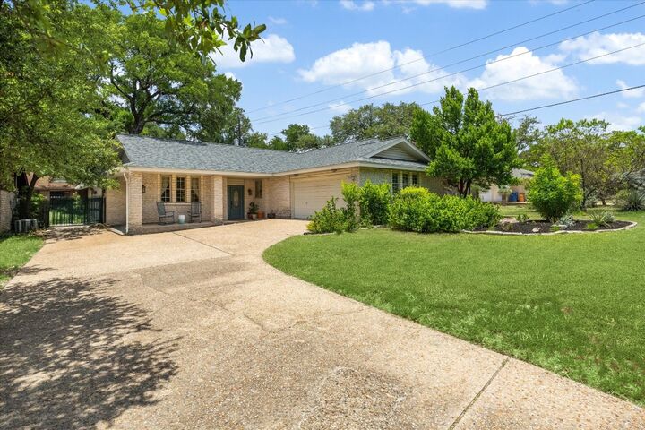 9902 Marseilles Drive  Austin TX 78750 photo