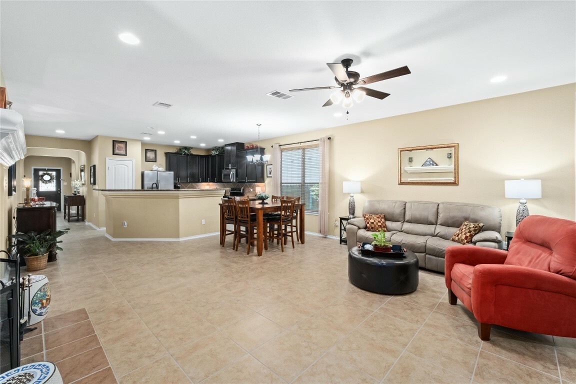Property Photo: 600 Gina Drive TX 78640