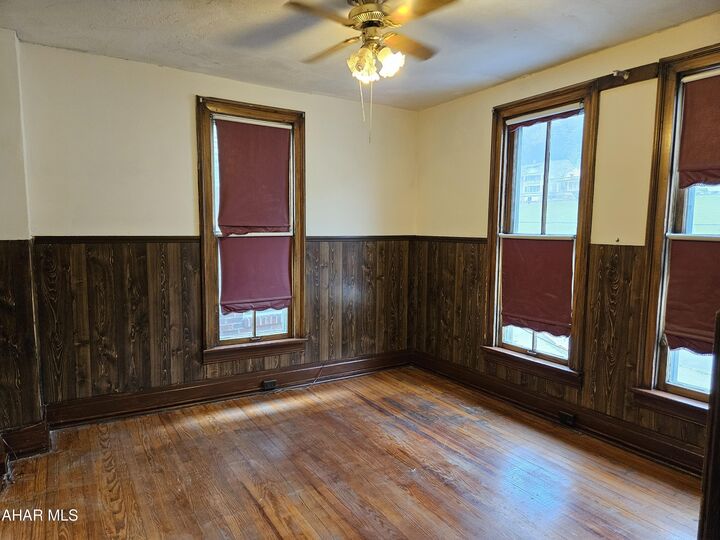 Property Photo:  1356 Lincoln Avenue  PA 16686 