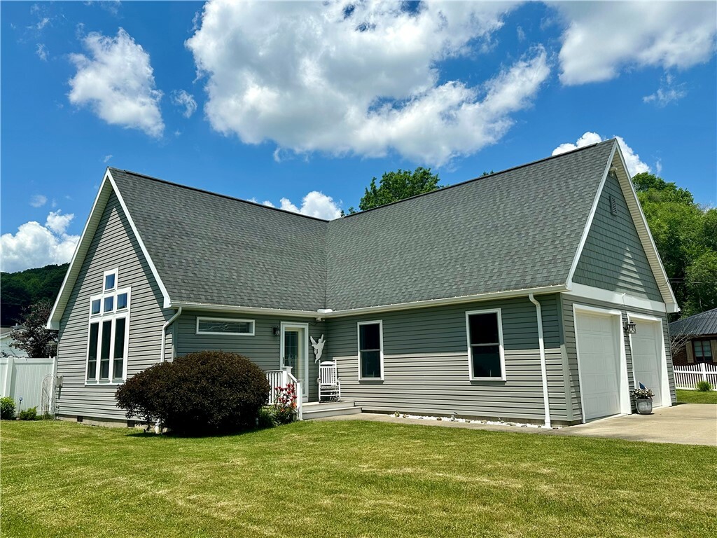 Property Photo: 187 Seaward Avenue PA 16701