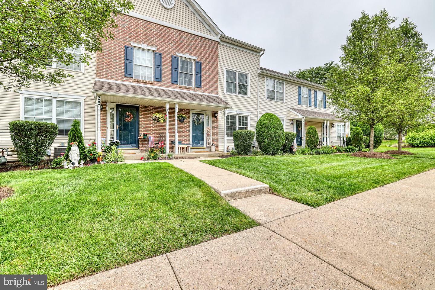 Property Photo: 5007 Brookwood Court 83 PA 18976