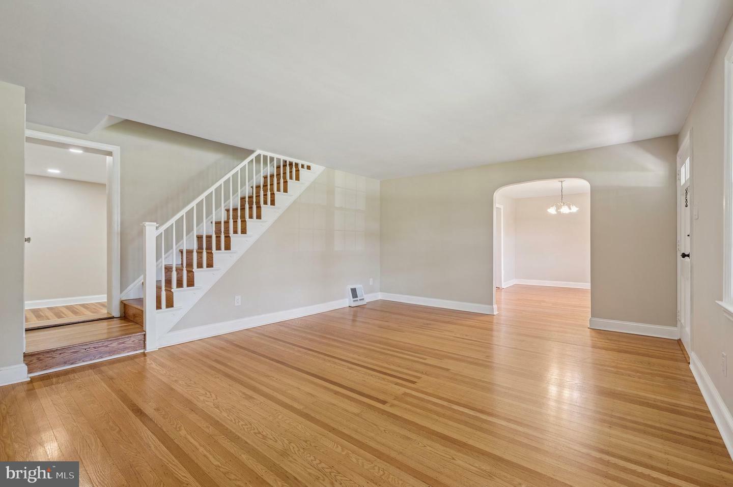 Property Photo: 220 Farnham Road PA 19083