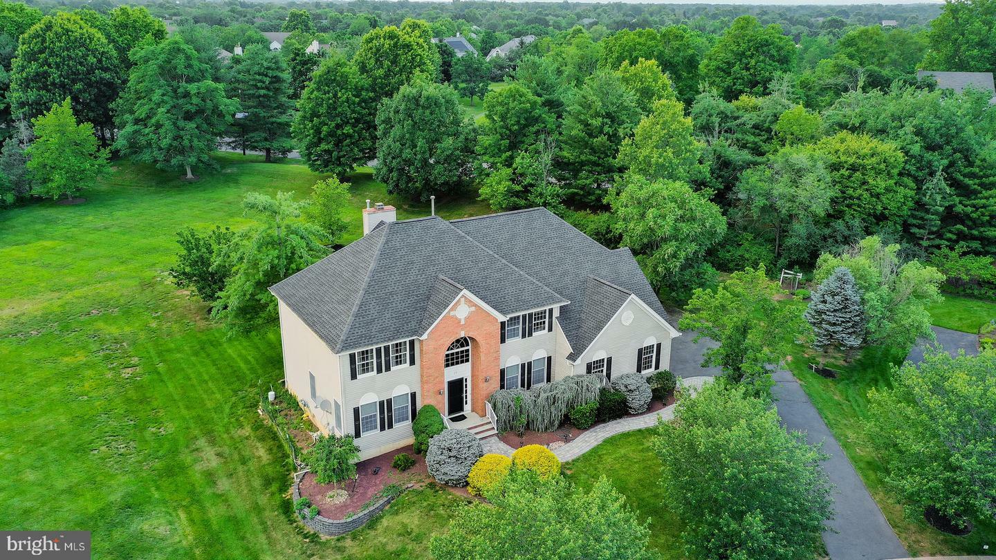 Property Photo: 15 Regents Court NJ 08502