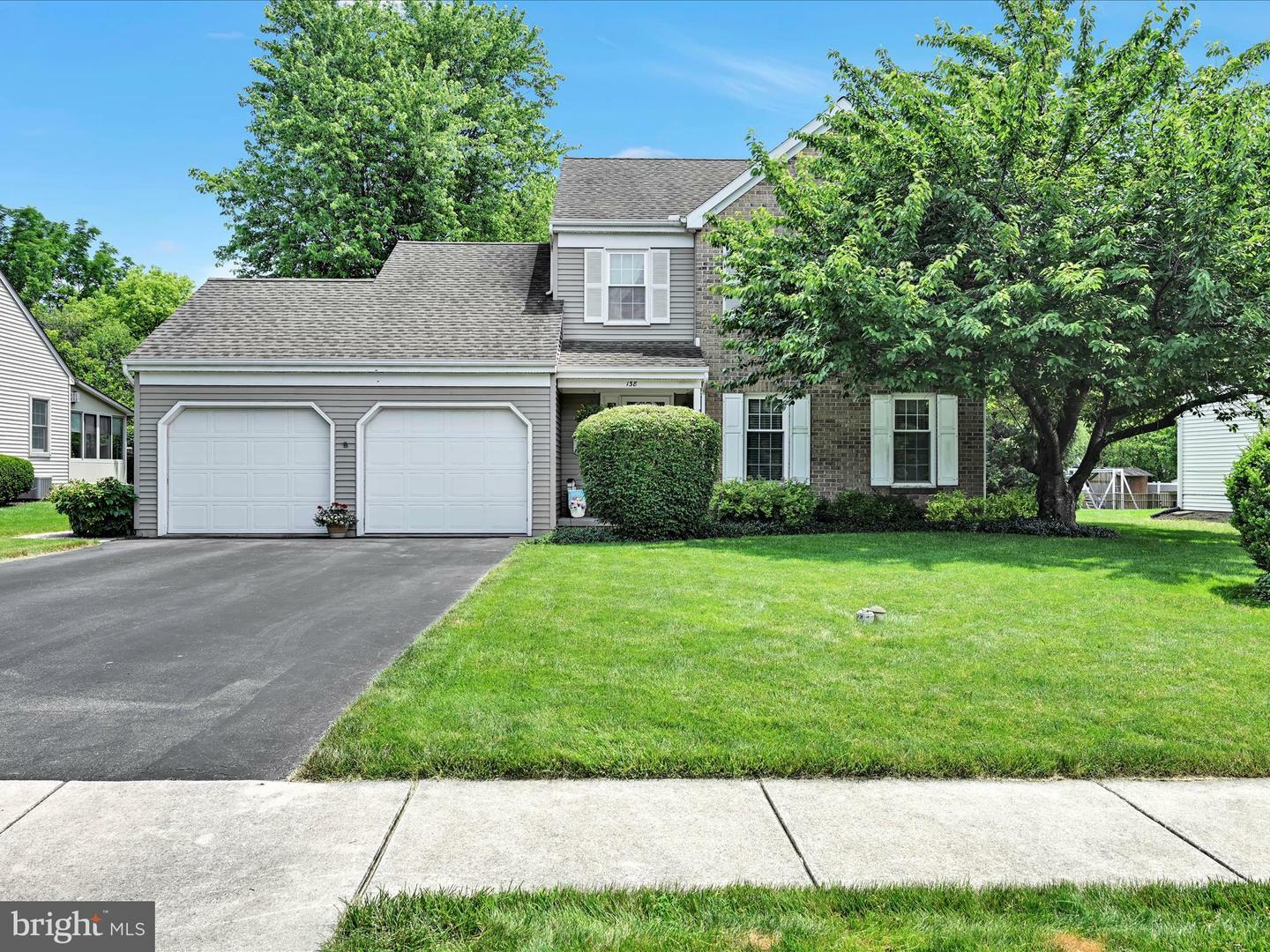 Property Photo: 138 Laurie Lane PA 17543