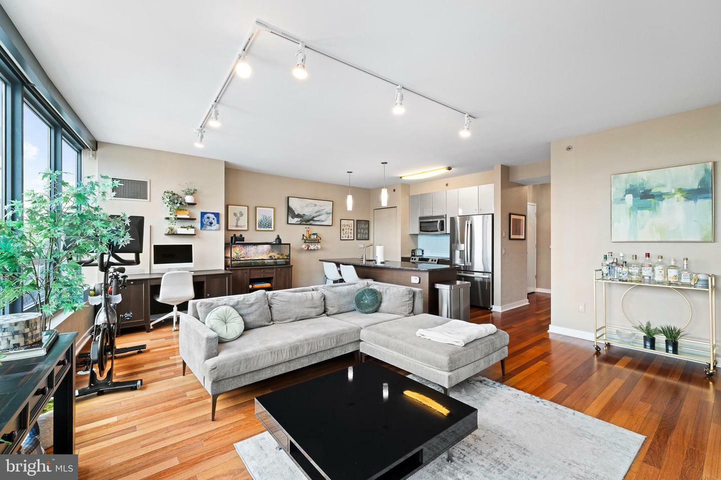 Property Photo: 2101 Market Street 1104 PA 19103