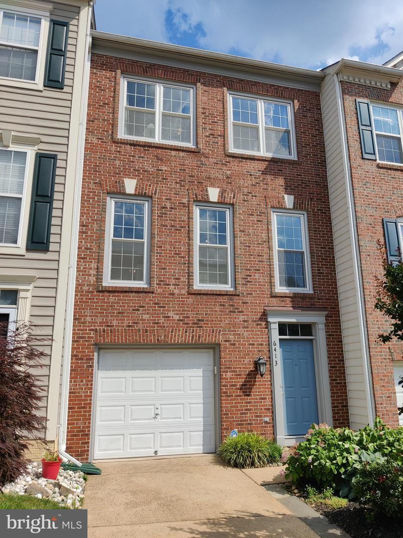 Property Photo: 6413 Hawk View Lane VA 22312