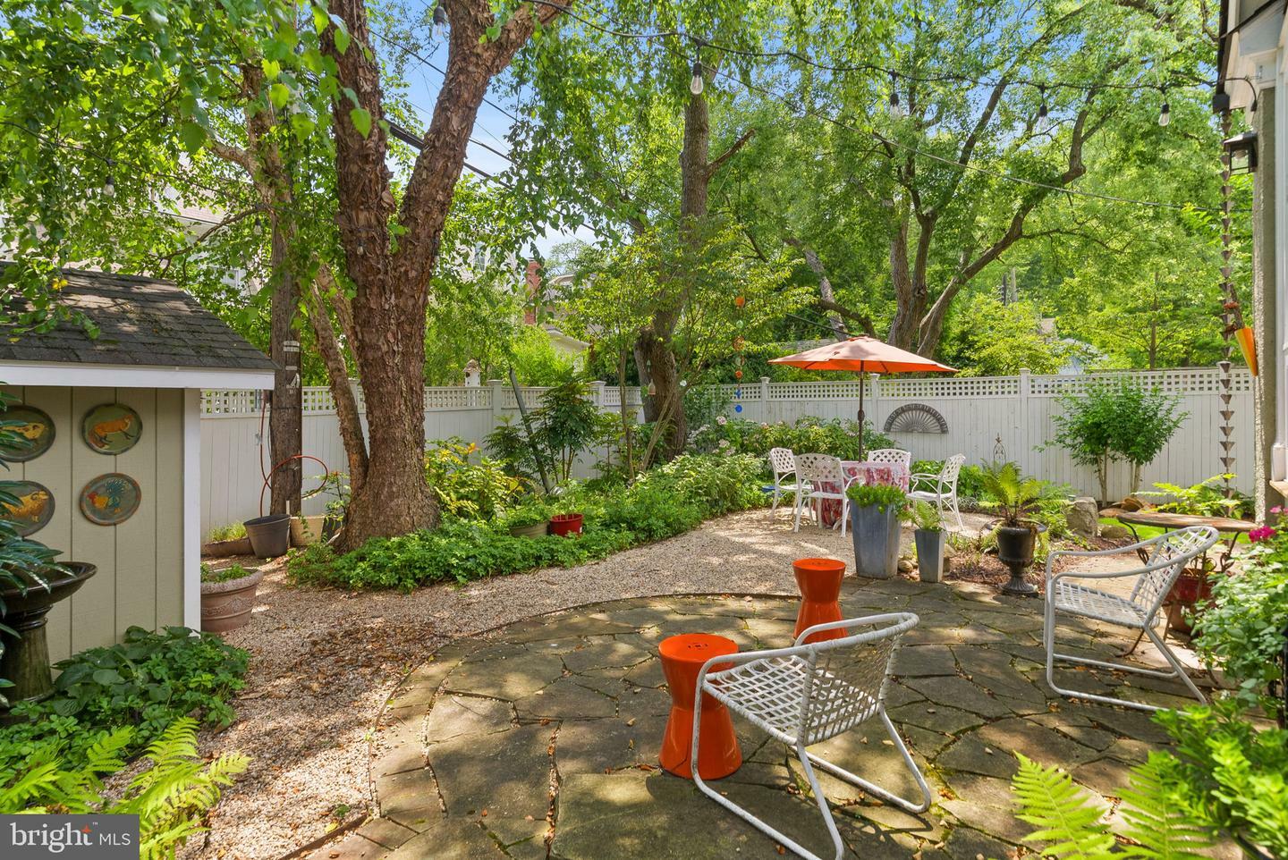 Property Photo: 304 Summers Drive VA 22301