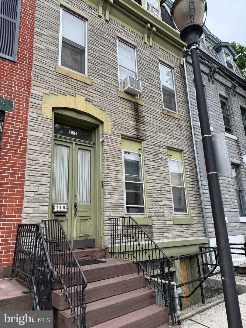 Property Photo:  116 S 4th Street  PA 19602 