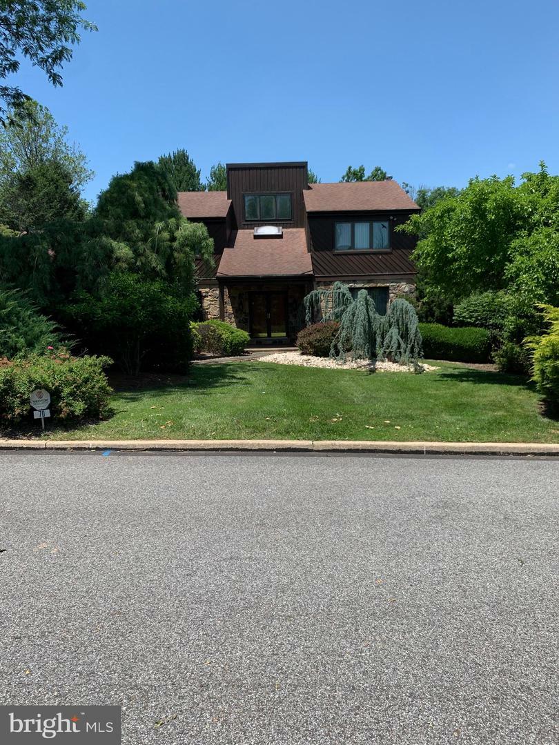 Property Photo: 70 Hargrave Lane PA 19063