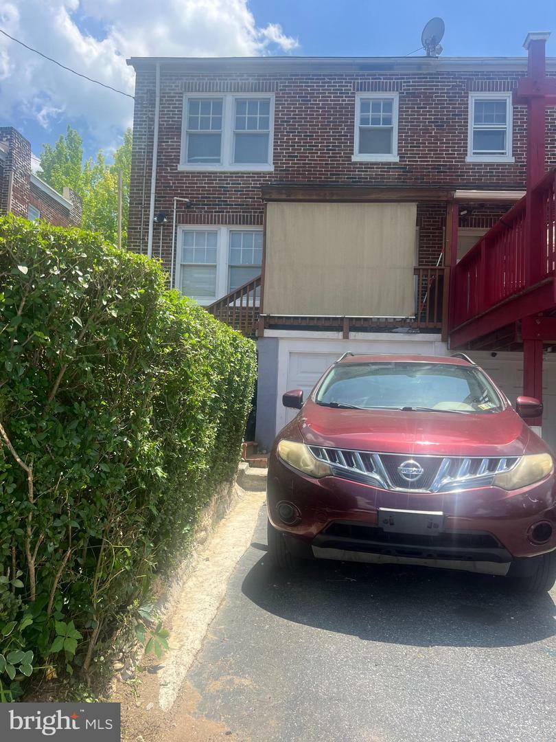 Property Photo:  743 E Madison Street  PA 17602 