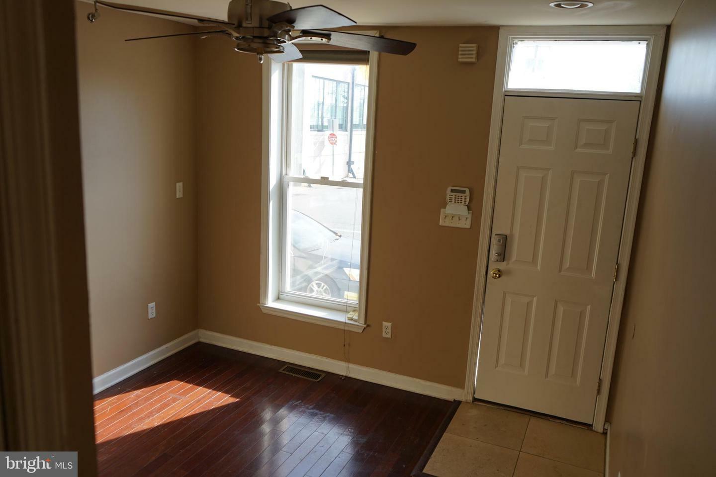 Property Photo: 324 W 29th Street MD 21211