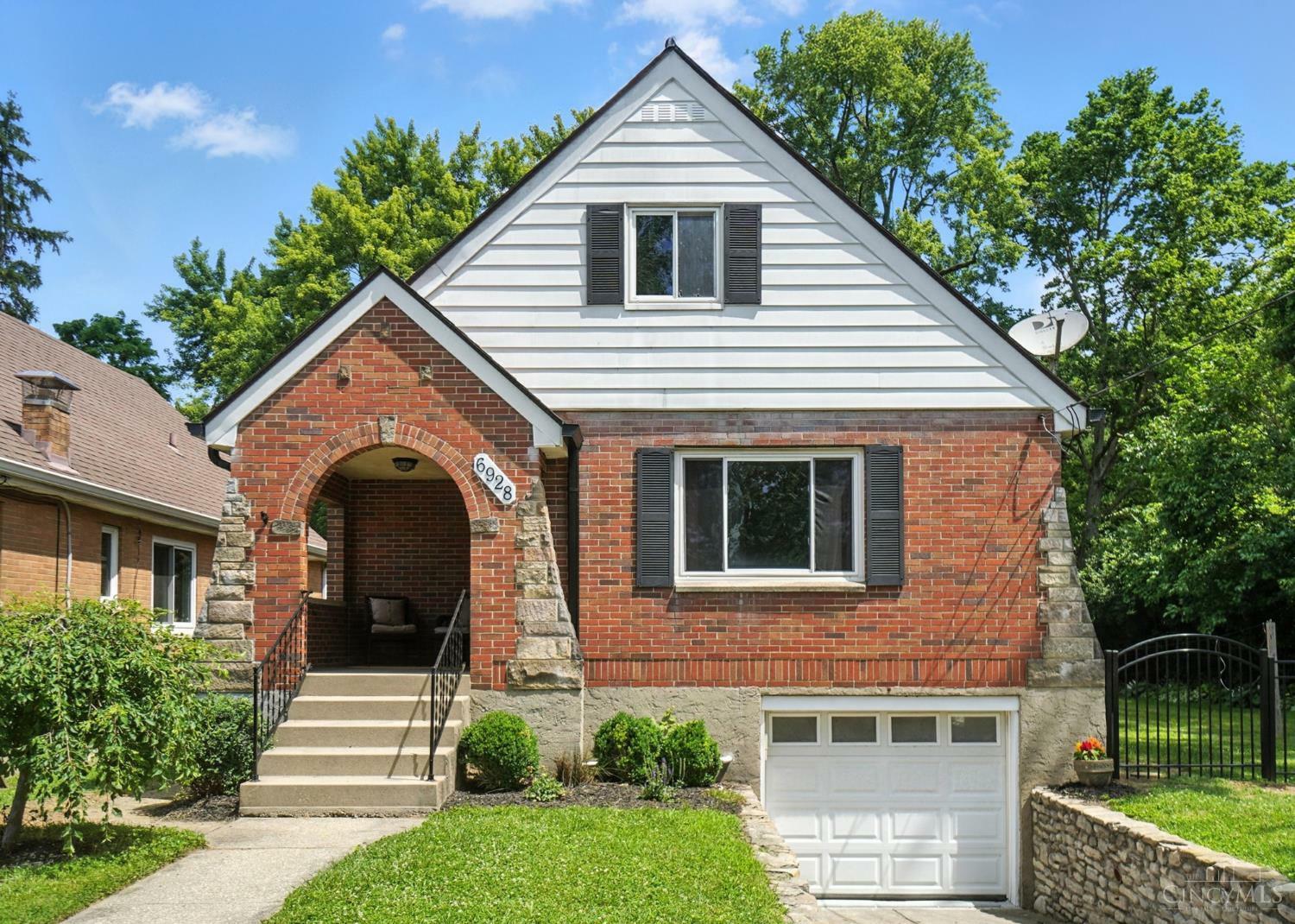 Property Photo: 6928 Windward Street OH 45227