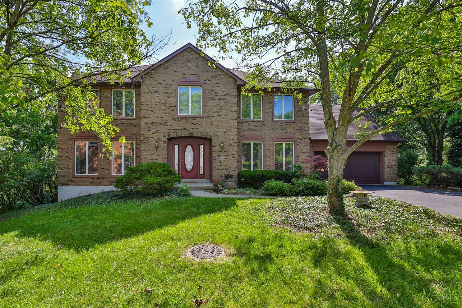 10450 Grandoaks Lane  Cincinnati OH 45242 photo