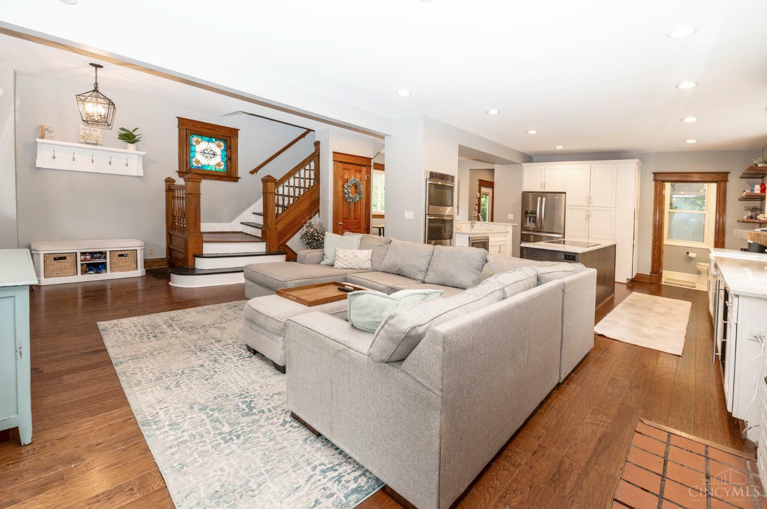 Property Photo: 3762 Isabella Avenue OH 45209