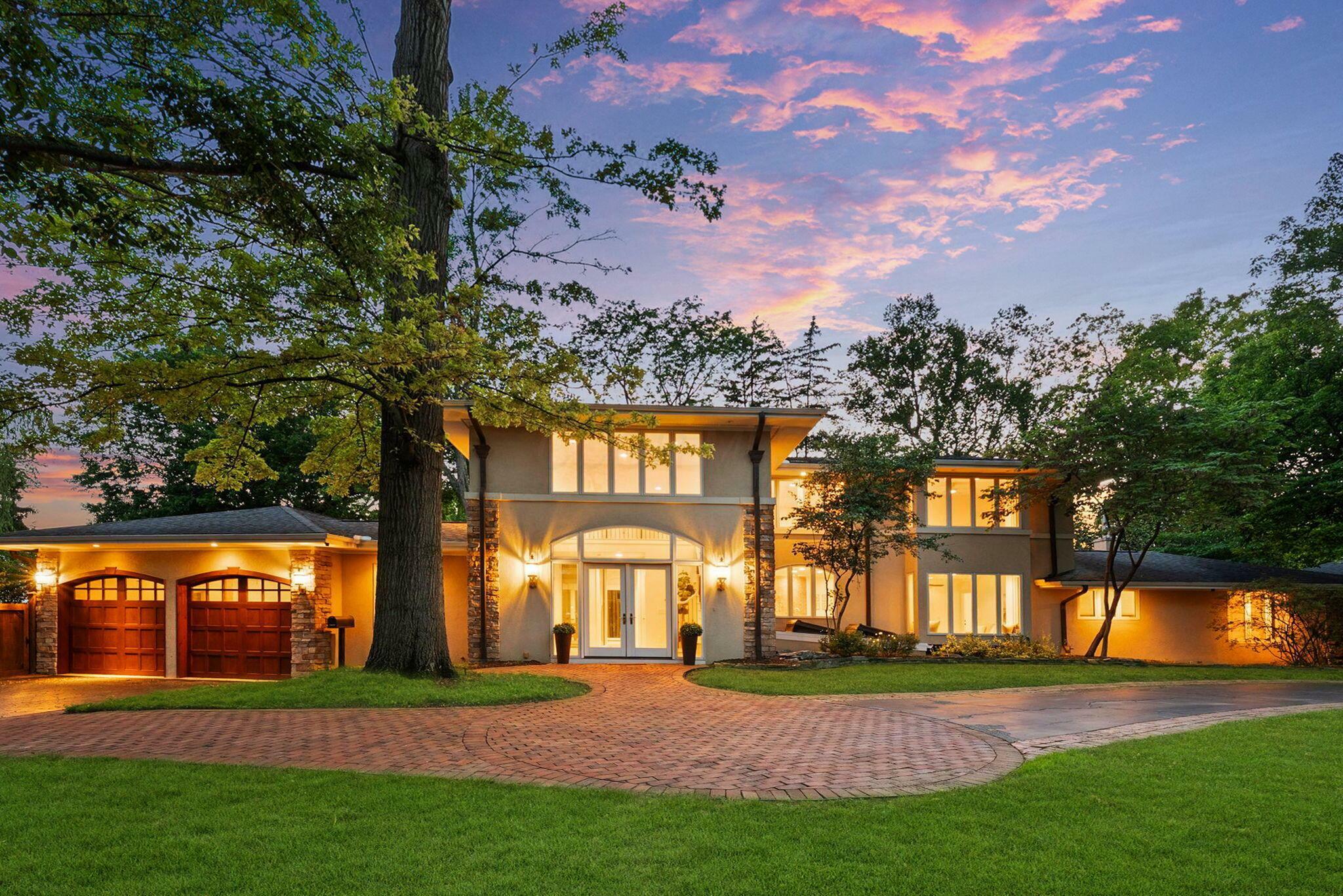 Property Photo: 3839 Woodbridge Road OH 43220