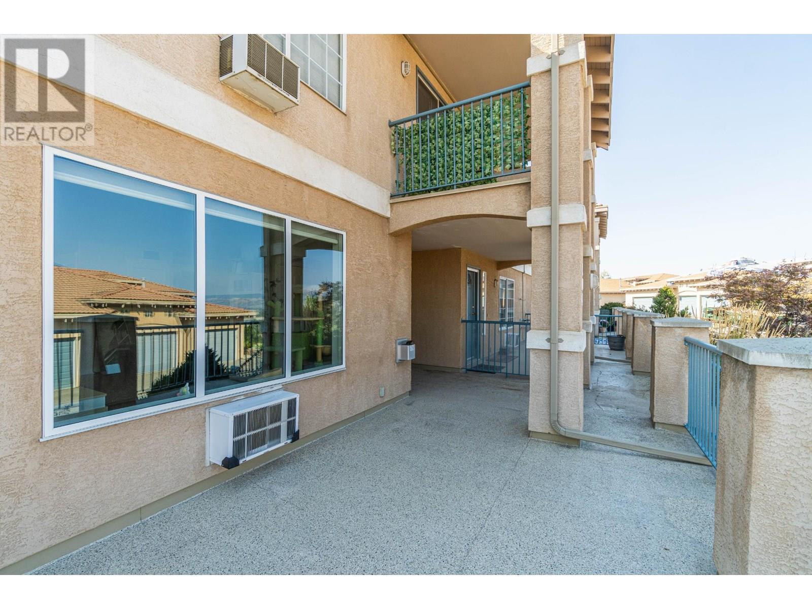 Property Photo: 875 Sahali Terrace 204 BC V2C 6W8