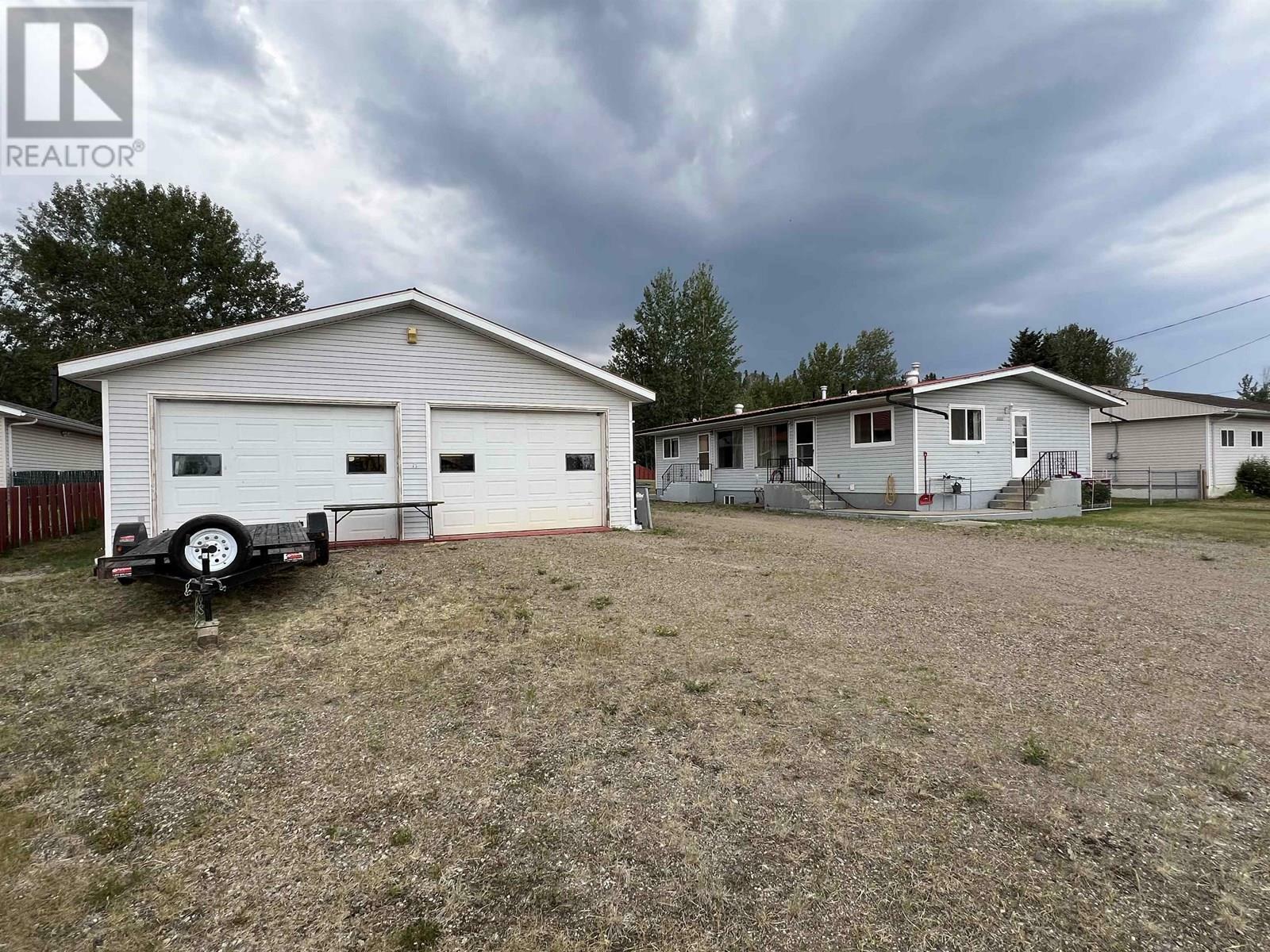 Photo de la propriété: 5527 48 Street BC V0C 1R0