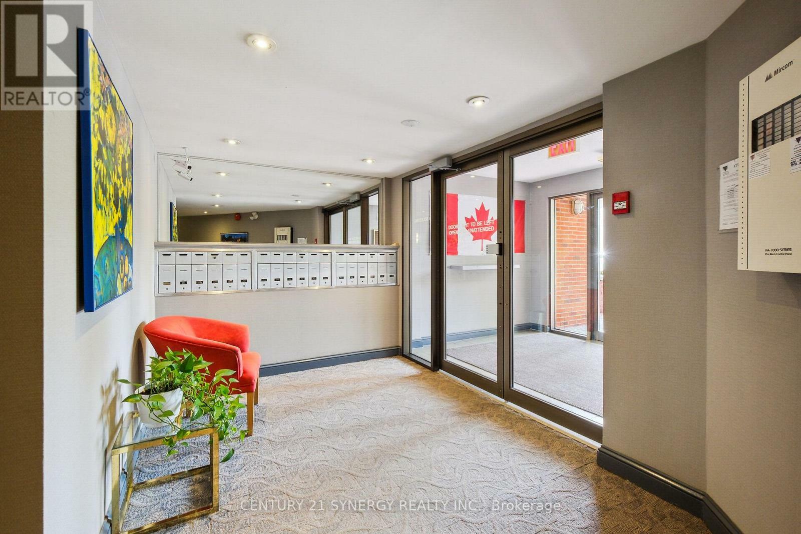 Property Photo: 295 Gilmour Street 104 ON K2P 0P7