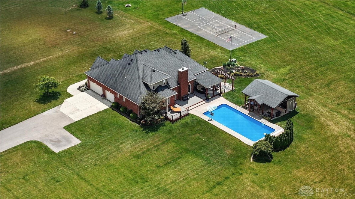Property Photo: 891 N Tecumseh Road OH 45504