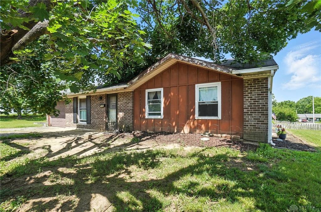 Property Photo:  1000 Scarff Road  OH 45344 