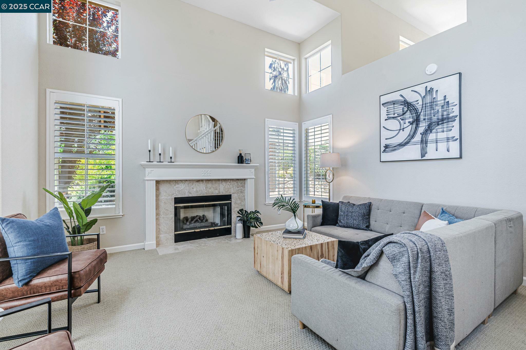 Property Photo: 782 Ygnacio Woods Ct CA 94518