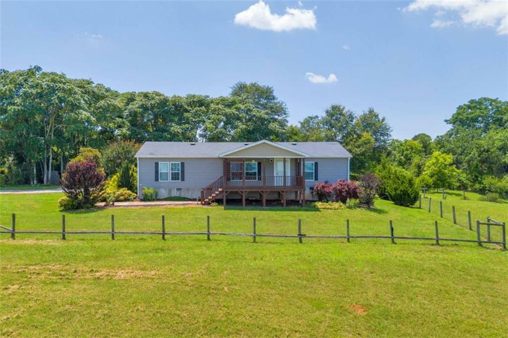 Property Photo: 1668 Plainview Road GA 30558