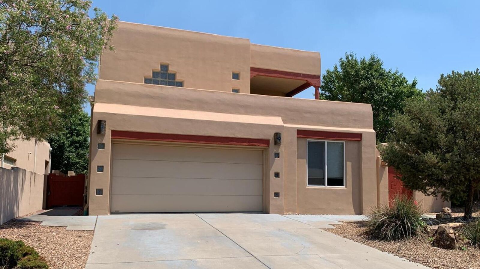 Property Photo: 12609 Sandia Ridge Place NM 87111