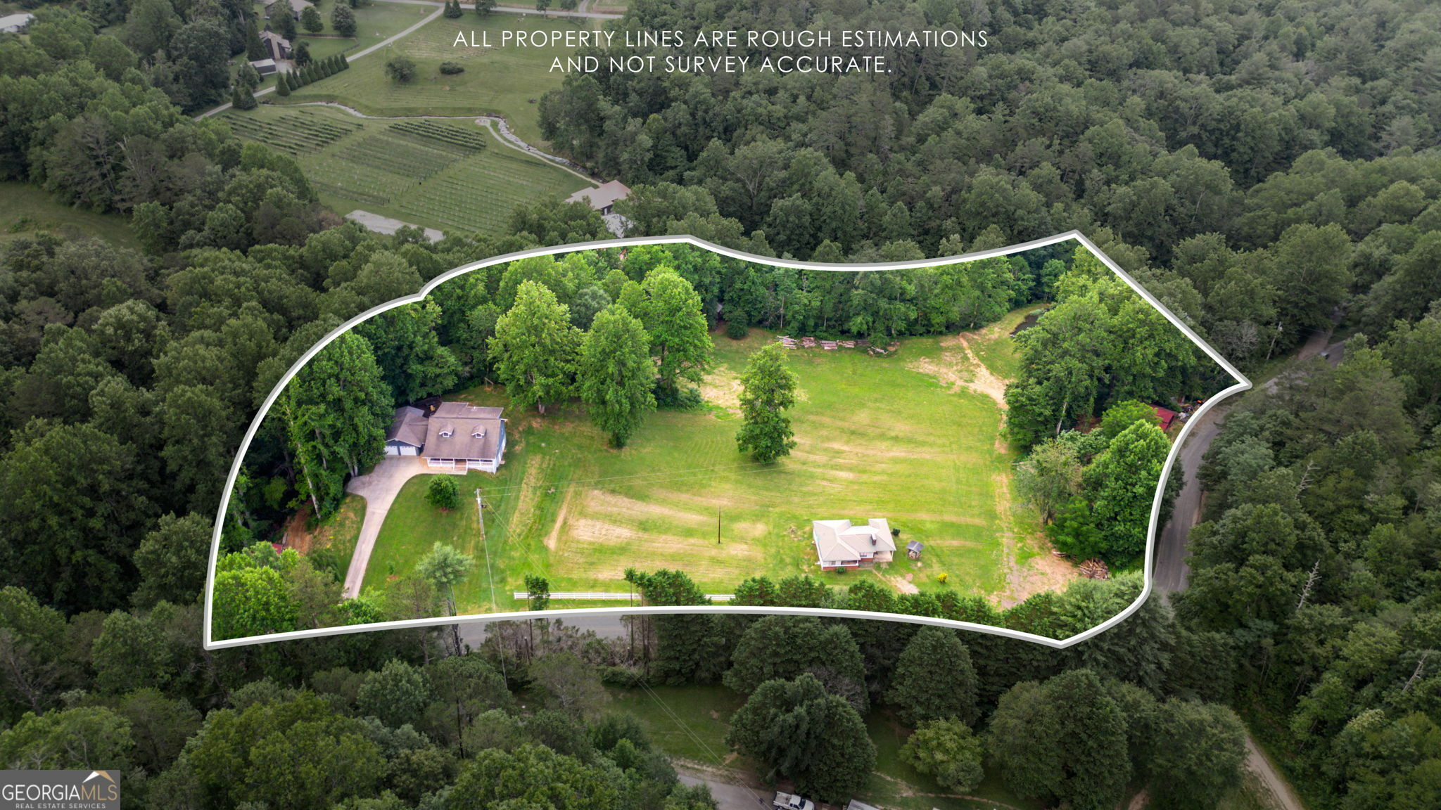 Property Photo: 1615 East Vineyard Rd NC 28904