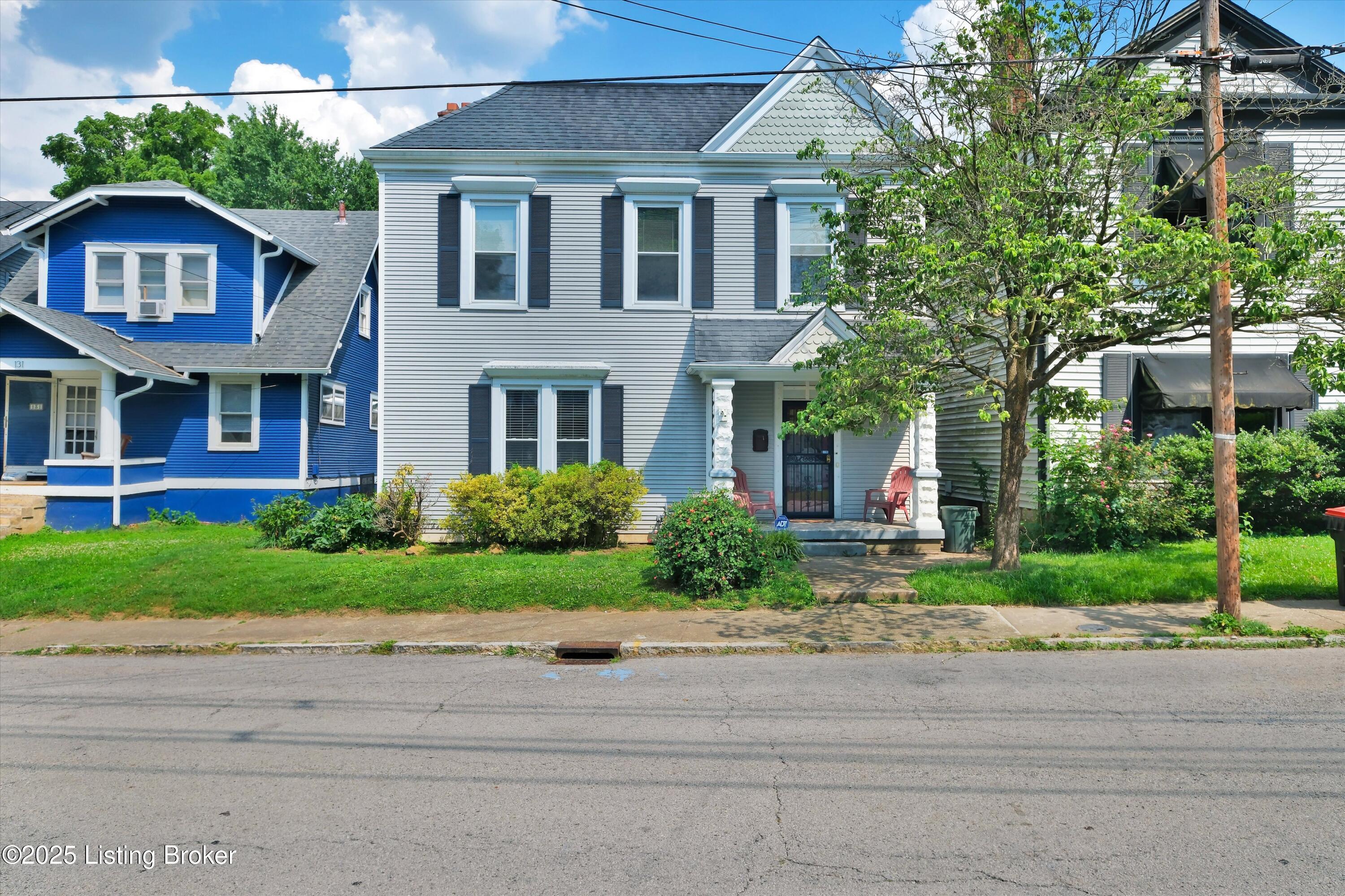 Property Photo: 129 N Bellaire Ave KY 40206