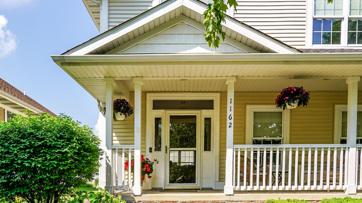 Property Photo: 1162 Chesterfield Avenue IN 46304