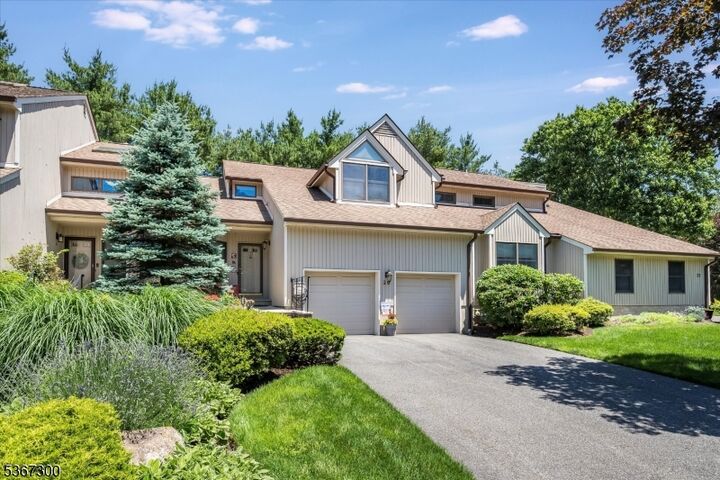 Property Photo:  20 Bentley Dr  NJ 07417 