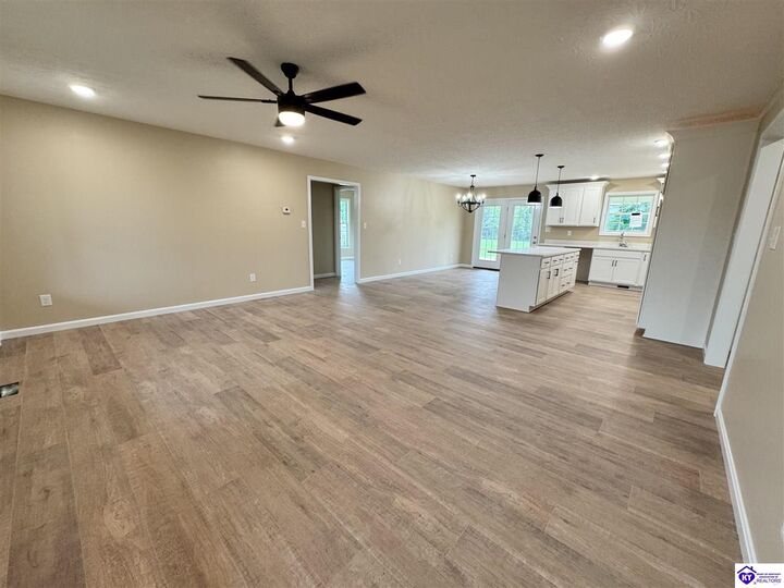 Property Photo: 164 Springdale Road KY 40142