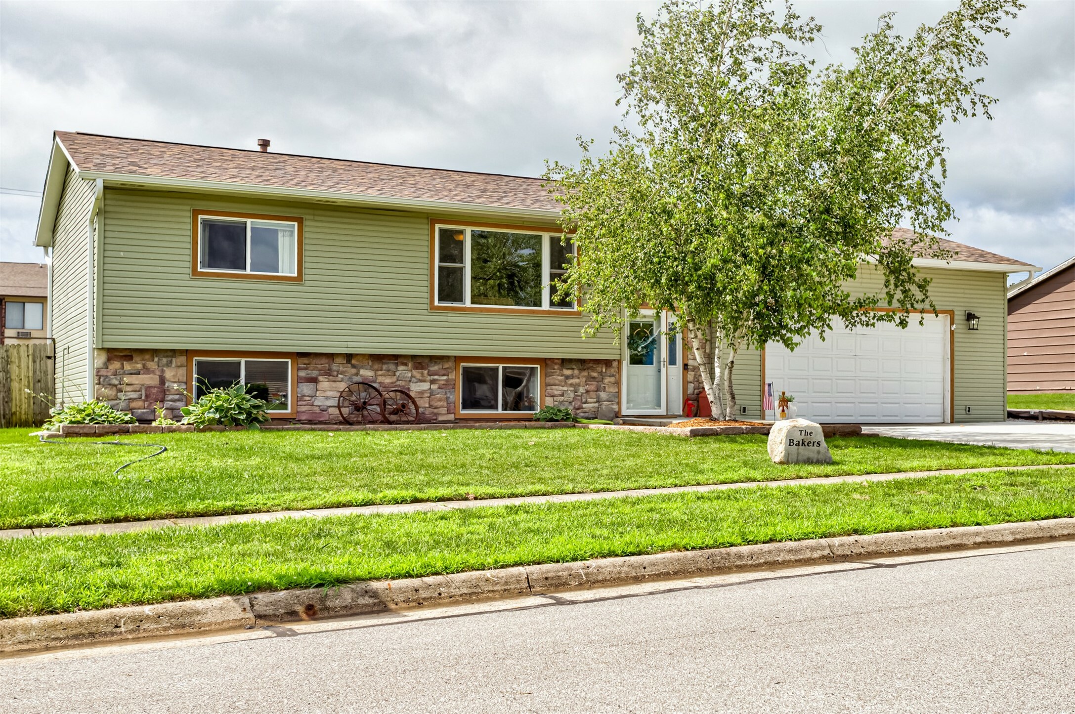 Property Photo: 510 E 5th Street IA 50124