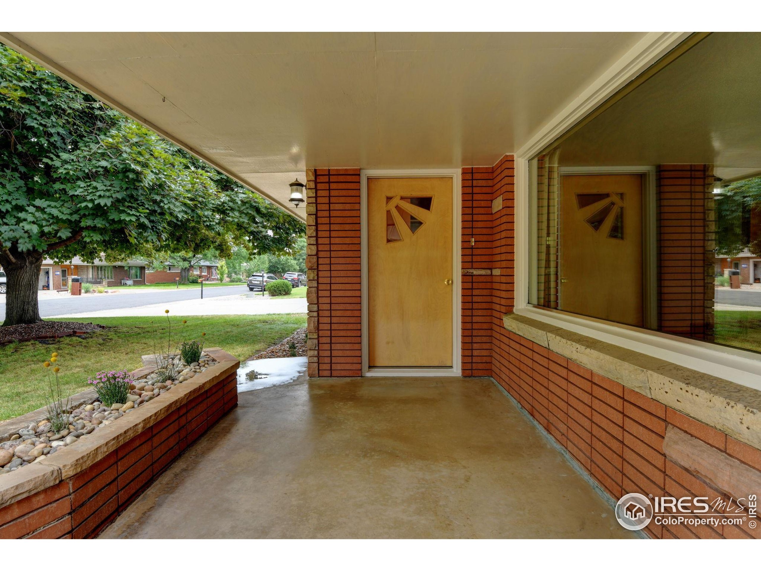 Property Photo:  1217 Cimmeron Dr  CO 80537 