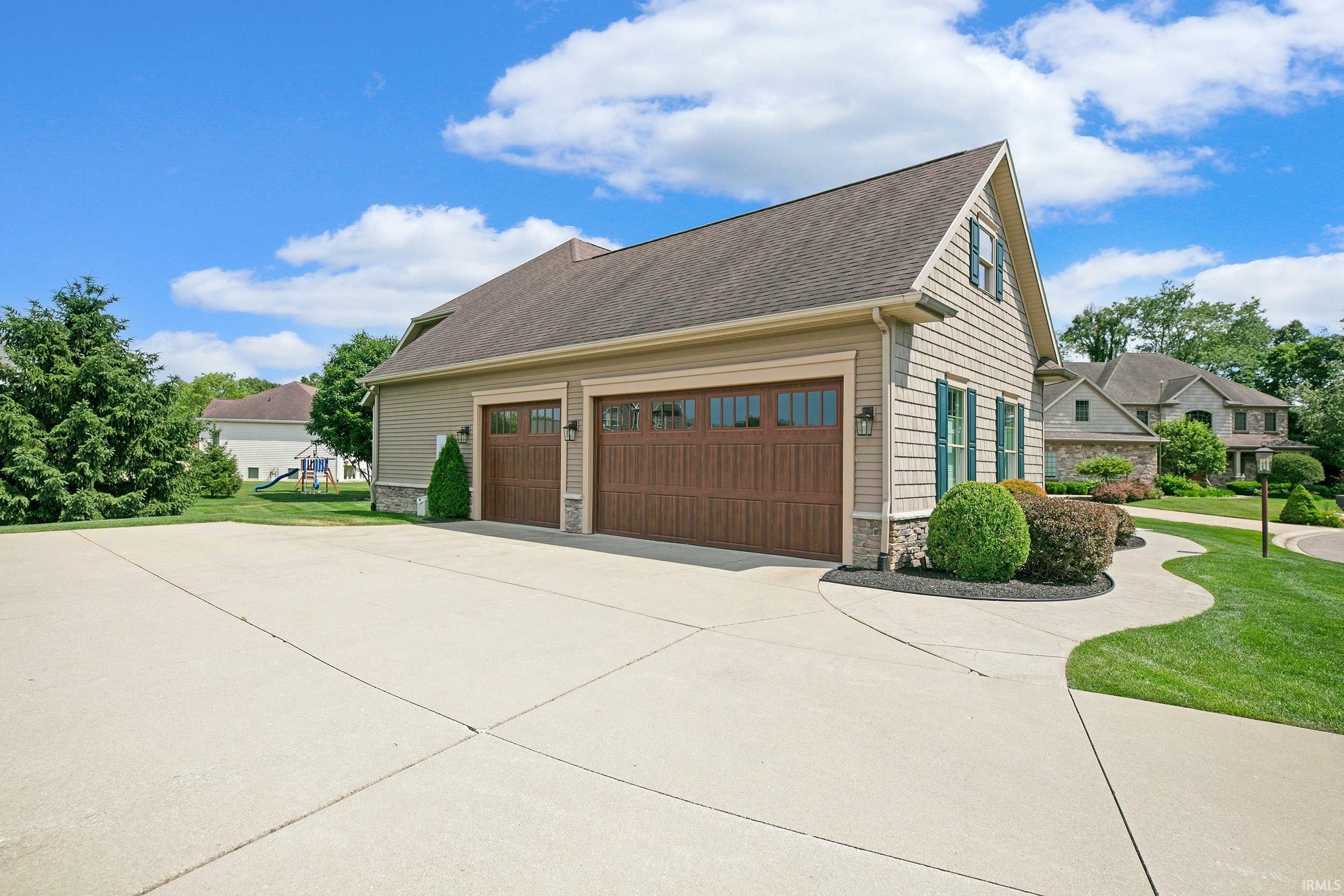 Property Photo: 51210 Pine Croft Court IN 46637-6047