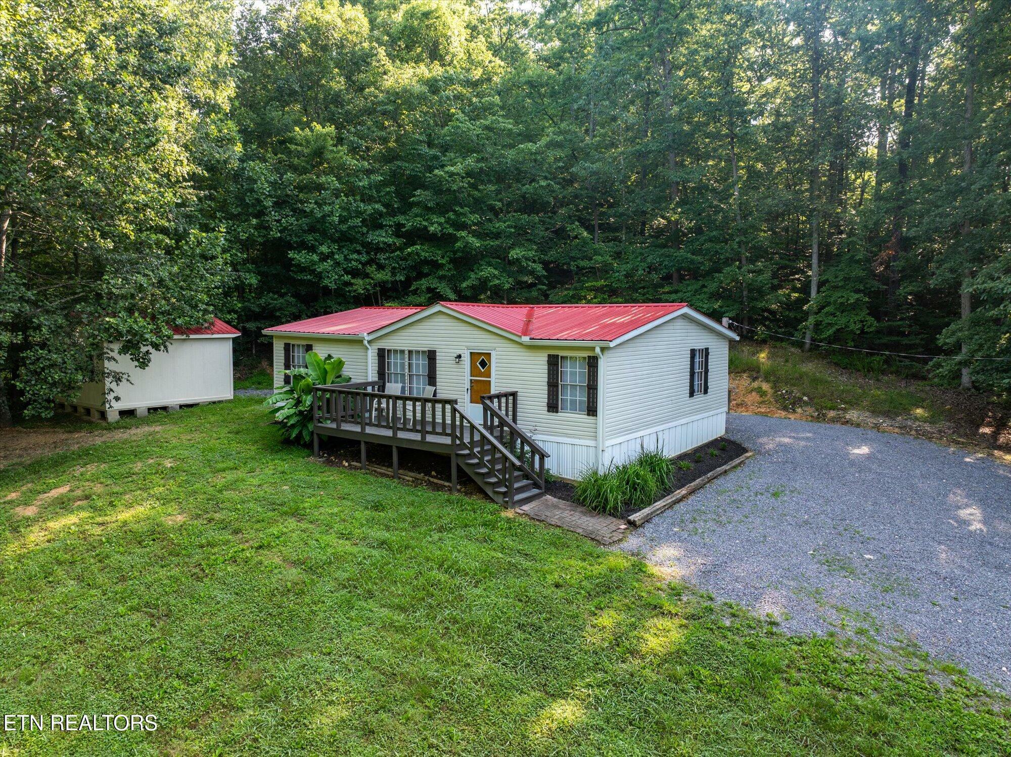 Property Photo: 1032 County Road 110 TN 37303