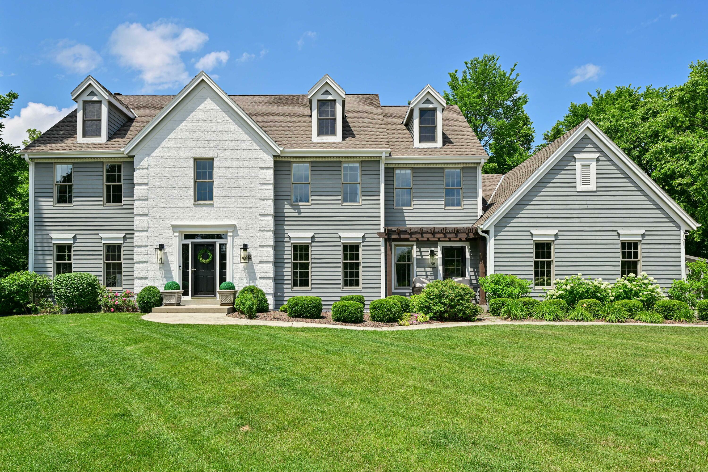 Property Photo: 13530 W Edgewood Ct WI 53151