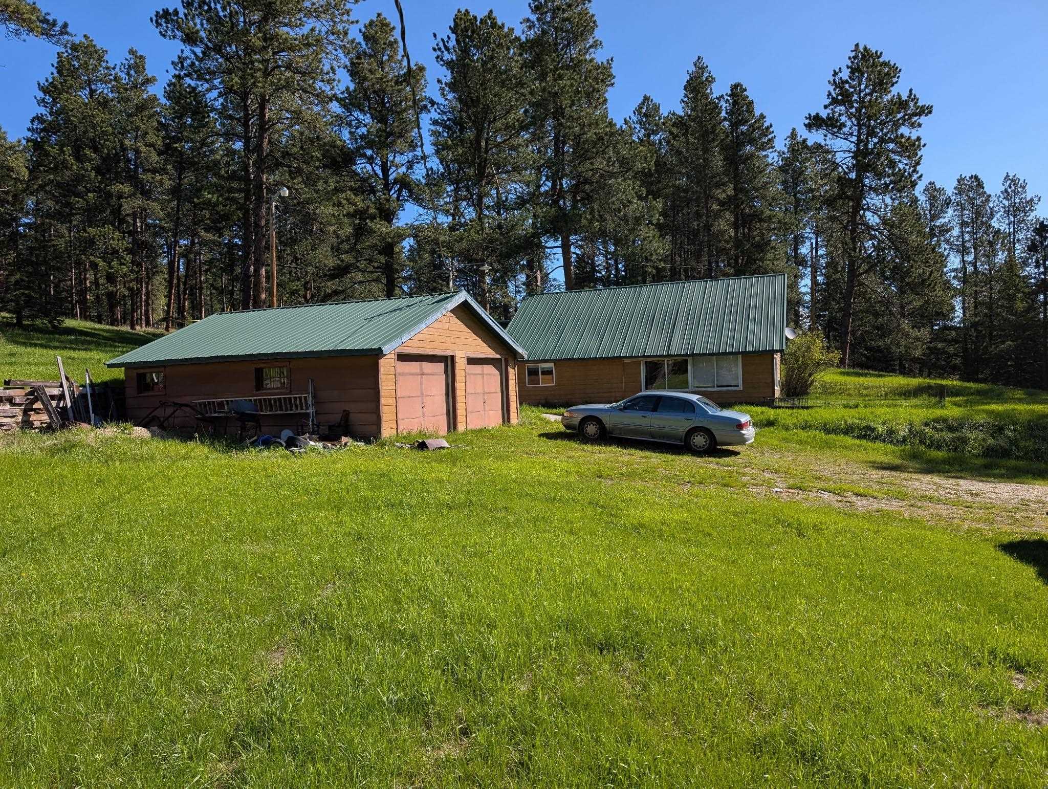Property Photo: 21393 Englewood Road SD 57754