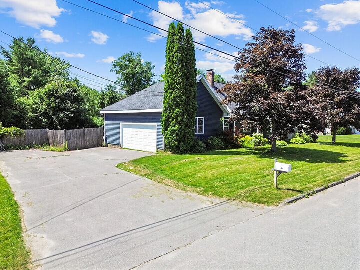 Property Photo: 6 Clearview Avenue ME 04901