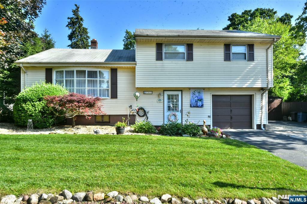 103 Grand Avenue  Montvale NJ 07645 photo