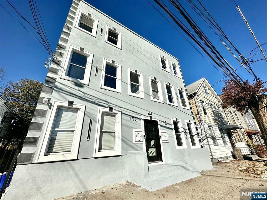 Property Photo: 192 Ridge Street NJ 07104