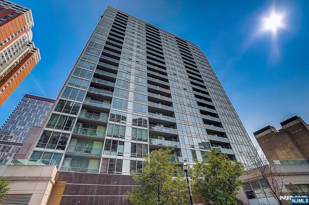 Property Photo:  20 Newport Parkway 2103  NJ 07310 