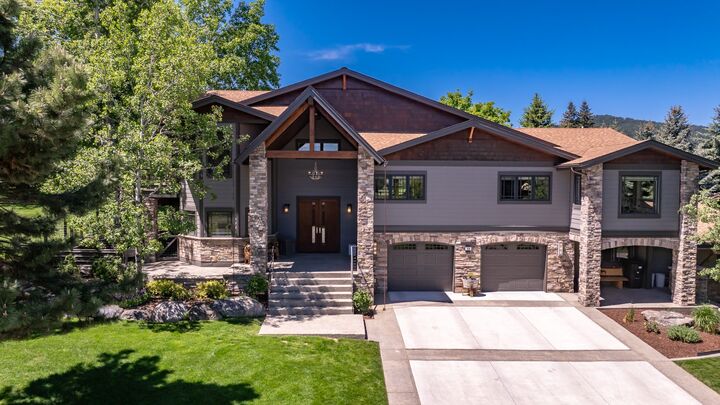 Property Photo:  309 Fairway Drive  MT 59937 