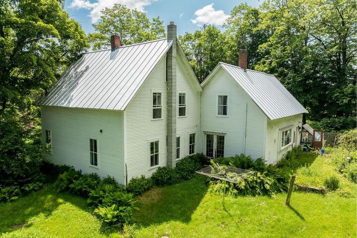 Property Photo: 5717 US Route 5 VT 05054