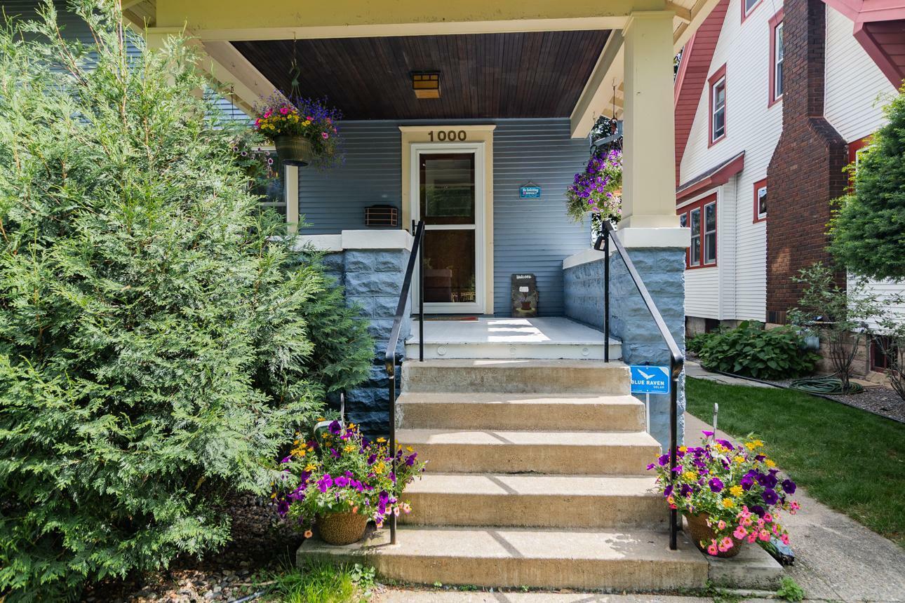 Property Photo: 1000 Fairmount Avenue MN 55105