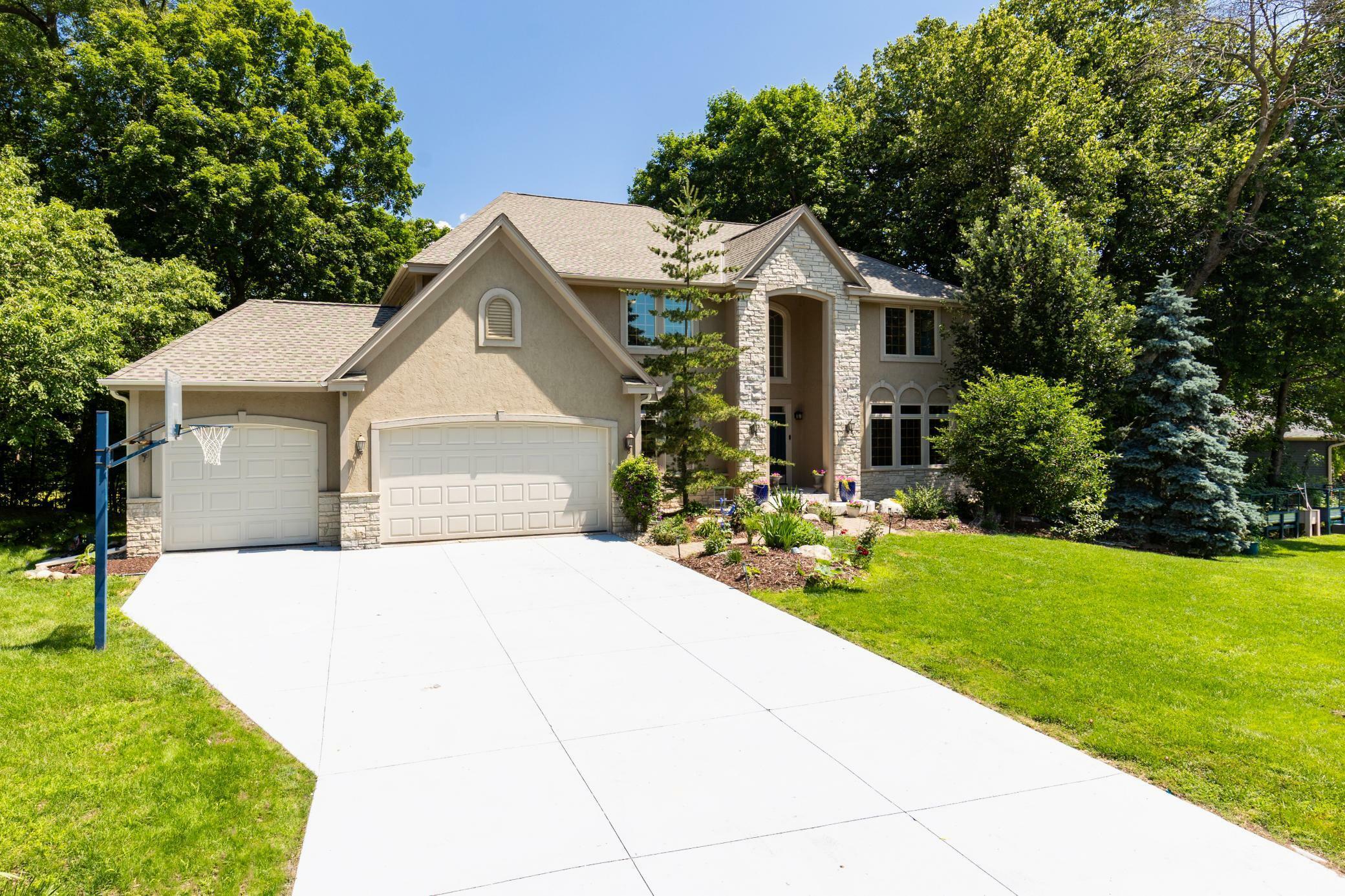 Property Photo:  6354 Oxbow Bend  MN 55317 