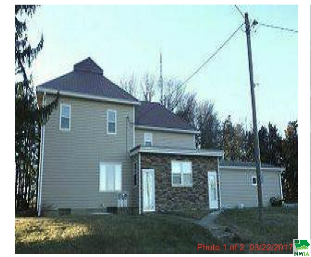 Property Photo: 1083 450th St IA 51037